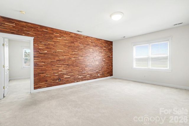 3044 Parker Green Trail, Charlotte, NC 28269