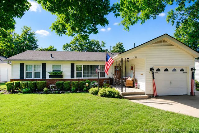 420 E 19th Street, Okmulgee, OK 74447