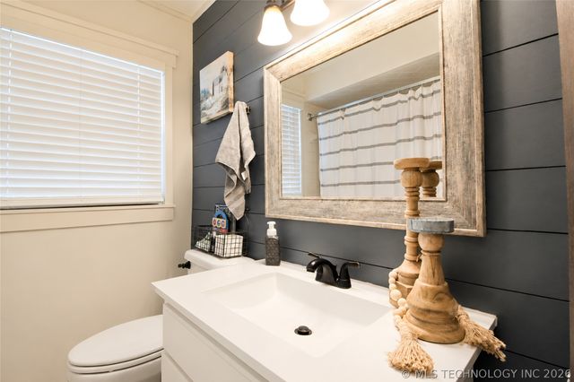 420 E 19th Street, Okmulgee, OK 74447