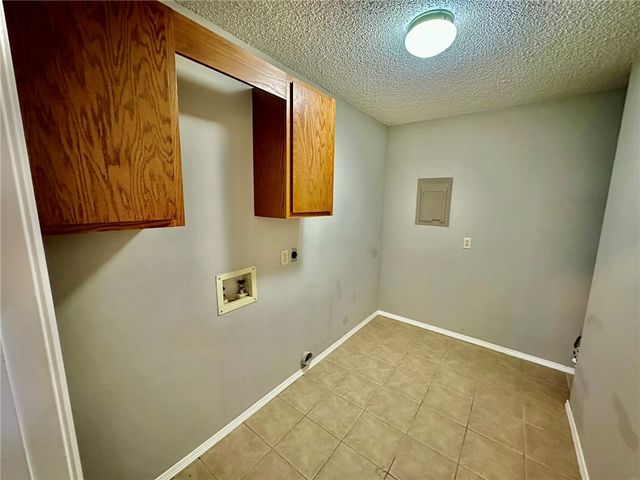 2437 Gum Street, Rogers, AR 72758