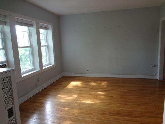 5463 S Ingleside Avenue 3W, Chicago, IL 60615