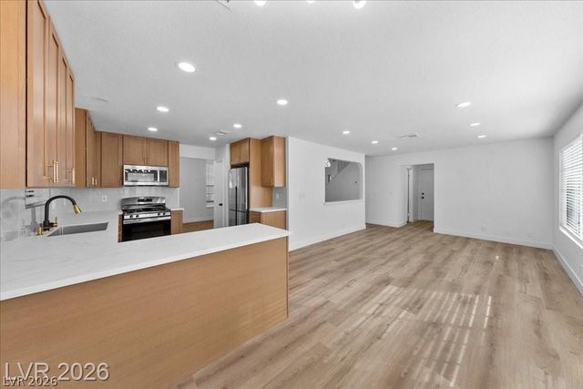 4821 Fiesta Lakes Street, Las Vegas, NV 89130