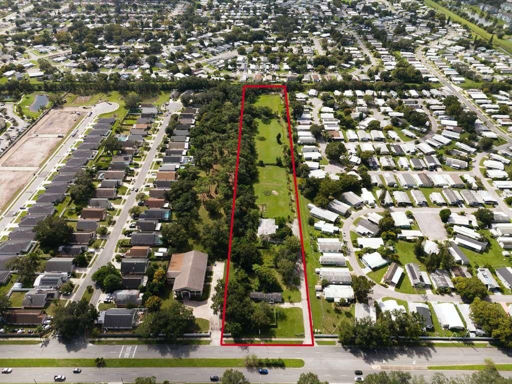Image 2 of property listing at 6250 PERSHING AVENUE, Orlando, FL 32822