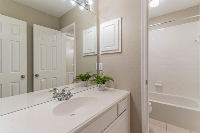 2049 Sleepy Hollow Trail, Frisco, TX 75033