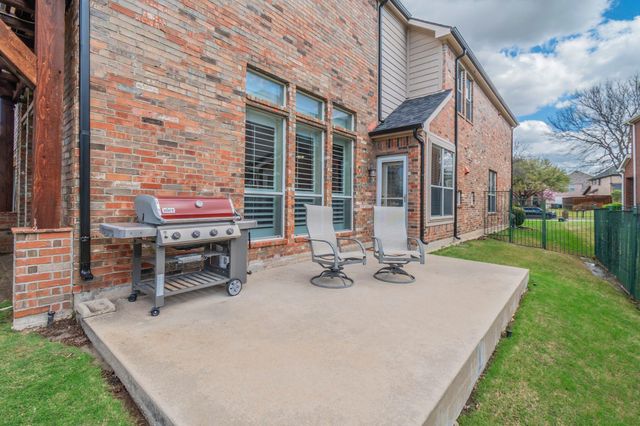 2049 Sleepy Hollow Trail, Frisco, TX 75033