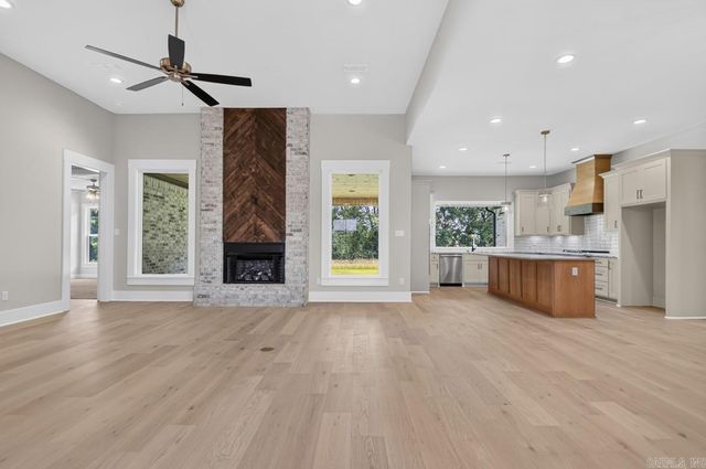333 Heritage Grove Road, Alexander, AR 72002