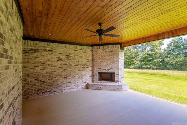 333 Heritage Grove Road, Alexander, AR 72002