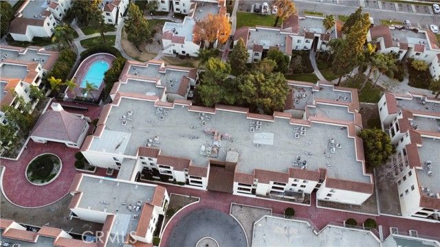 600 W Third St B211, Santa Ana, CA 92701