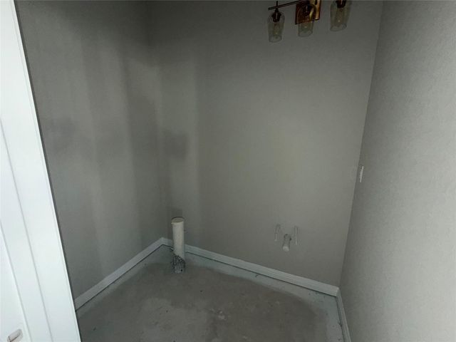 312 Leeland DR, Liberty Hill, TX 78642