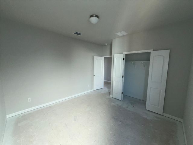 312 Leeland DR, Liberty Hill, TX 78642