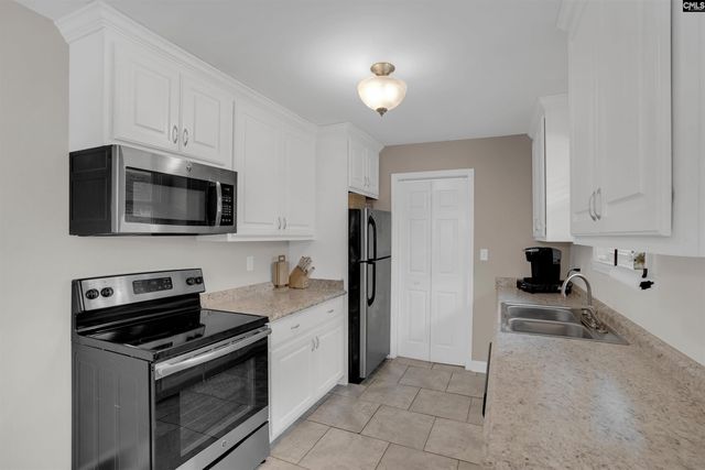 833 Williams Circle, West Columbia, SC 29172