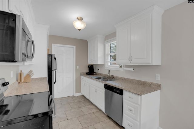 833 Williams Circle, West Columbia, SC 29172