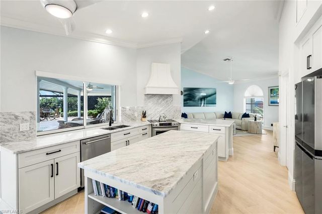 147 Dan River CT, Marco Island, FL 34145