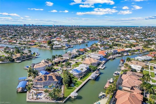 147 Dan River CT, Marco Island, FL 34145