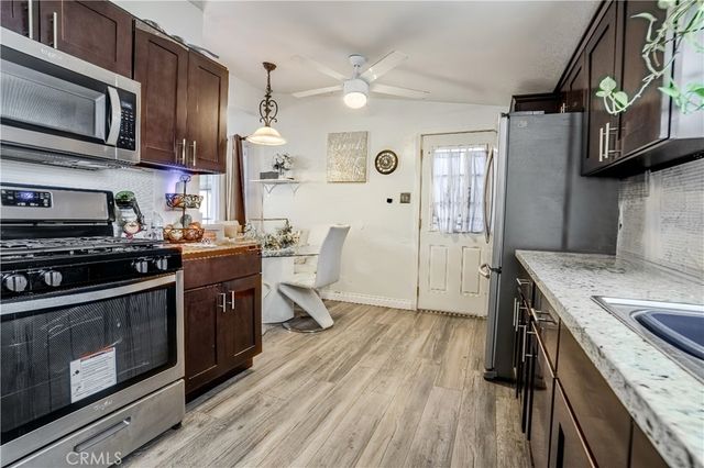 513 Nottingham Avenue, Santa Ana, CA 92703