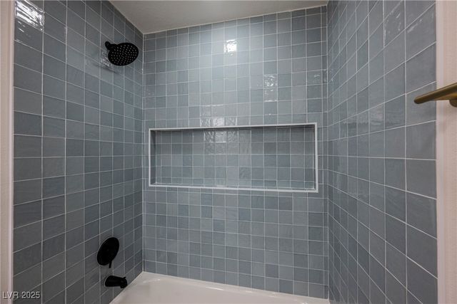 1732 Yellow Rose Street, Las Vegas, NV 89108