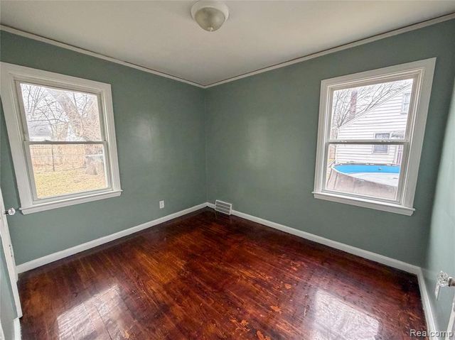15456 Saratoga Street, Detroit, MI 48205
