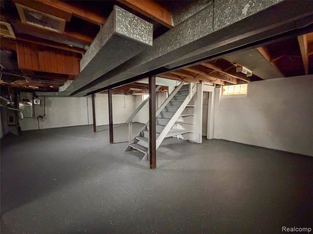 15456 Saratoga Street, Detroit, MI 48205