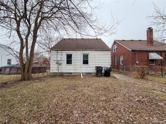 15456 Saratoga Street, Detroit, MI 48205
