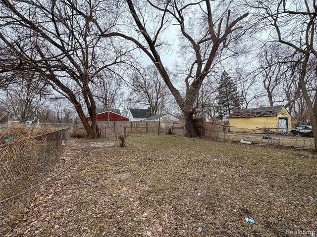 15456 Saratoga Street, Detroit, MI 48205