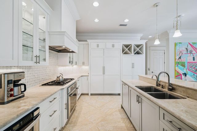358 Rue Caribe, Miramar Beach, FL 32550