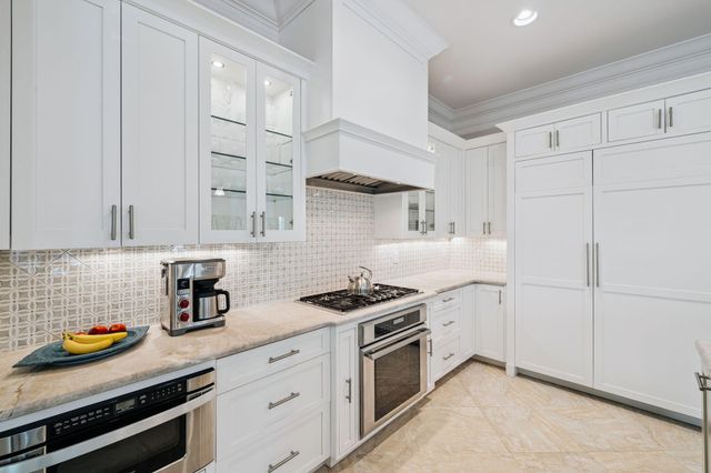 358 Rue Caribe, Miramar Beach, FL 32550