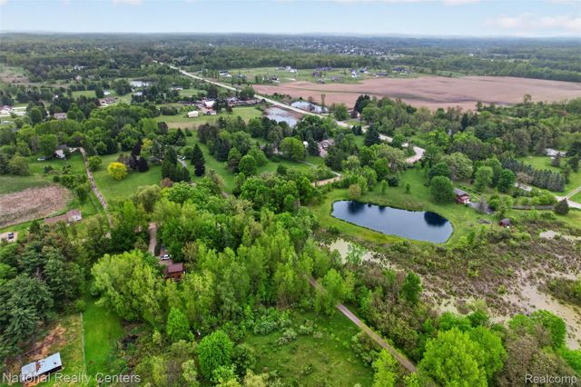 7782 Golf Club Road, Genoa Township, MI 48843