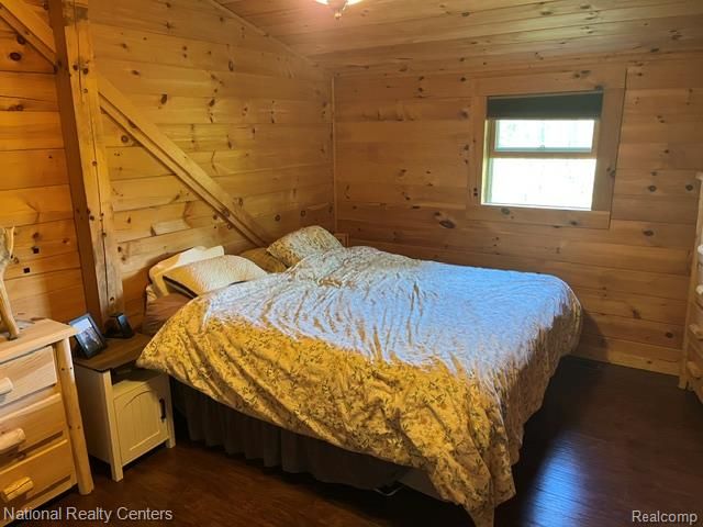 7782 Golf Club Road, Genoa Township, MI 48843