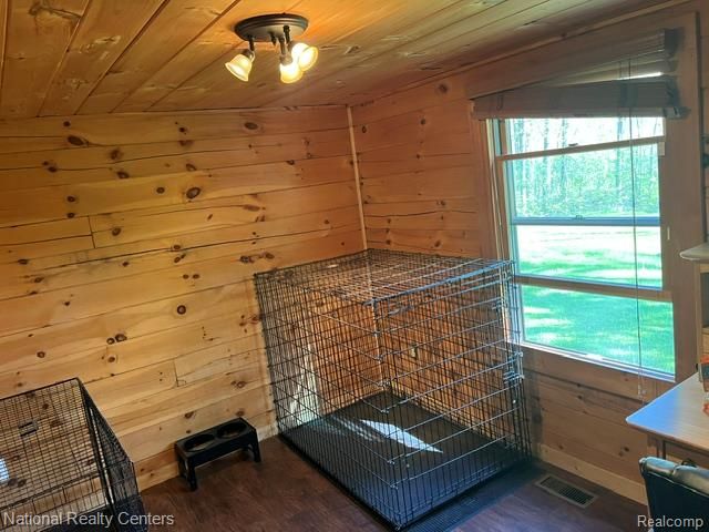 7782 Golf Club Road, Genoa Township, MI 48843