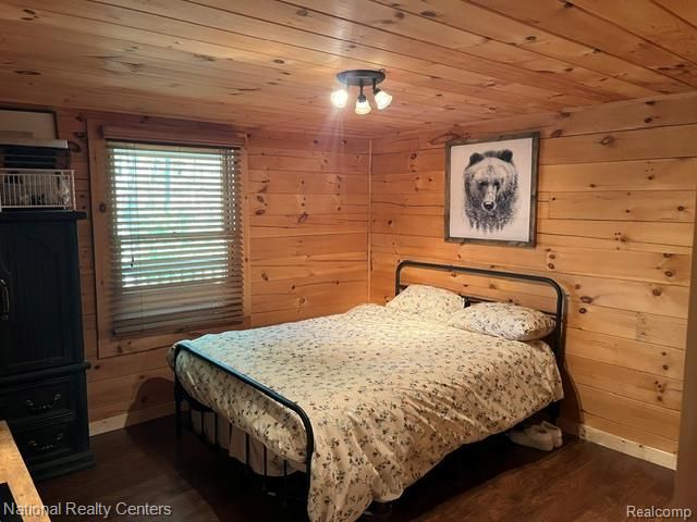 7782 Golf Club Road, Genoa Township, MI 48843