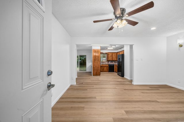 309 Lakeside Road, Hot Springs, AR 71901