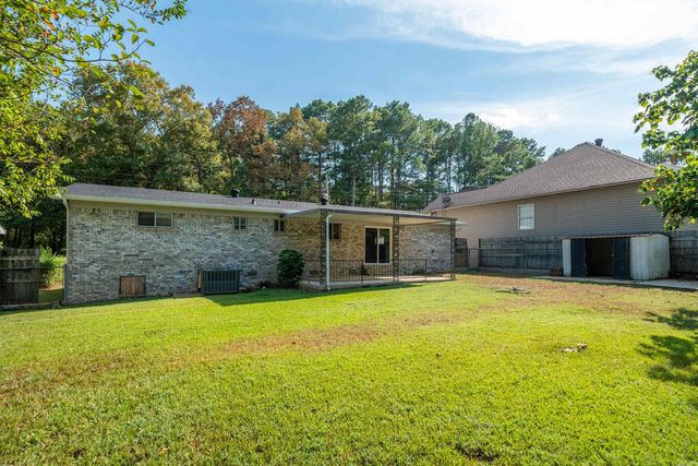 309 Lakeside Road, Hot Springs, AR 71901