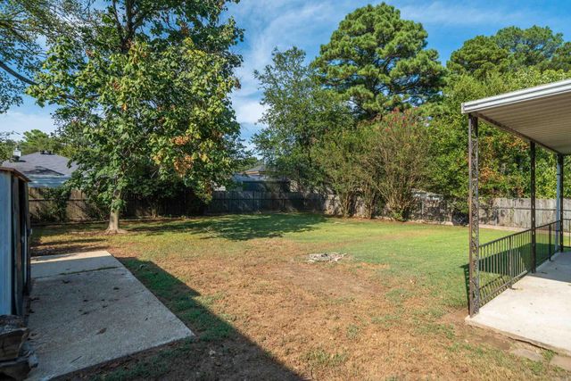 309 Lakeside Road, Hot Springs, AR 71901