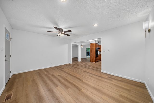 309 Lakeside Road, Hot Springs, AR 71901