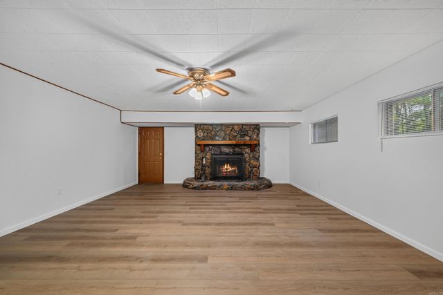 309 Lakeside Road, Hot Springs, AR 71901