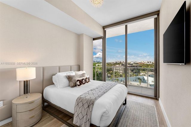 2678 Tigertail Ave 702, Miami, FL 33133