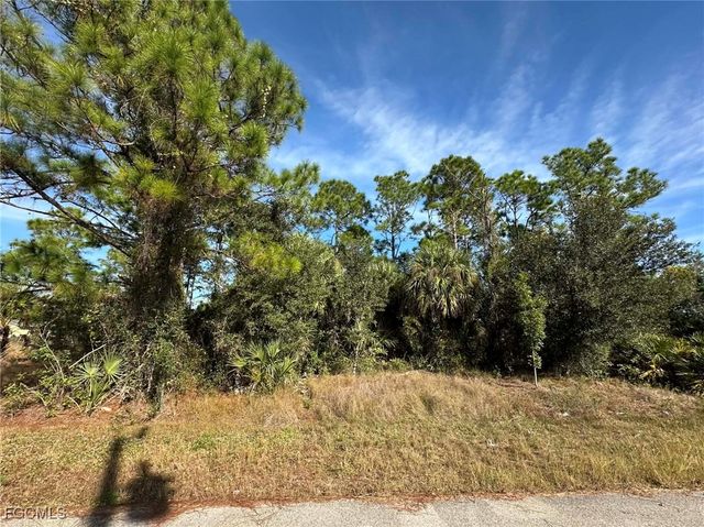 3416 39th ST SW, Lehigh Acres, FL 33976