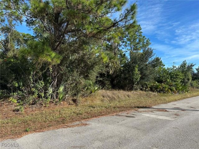 3416 39th ST SW, Lehigh Acres, FL 33976