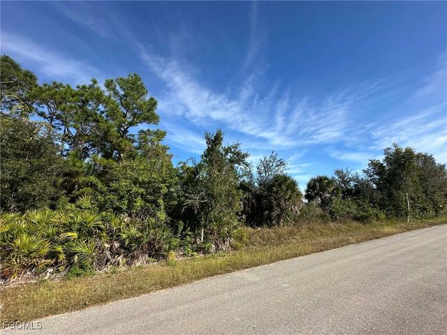 3416 39th ST SW, Lehigh Acres, FL 33976