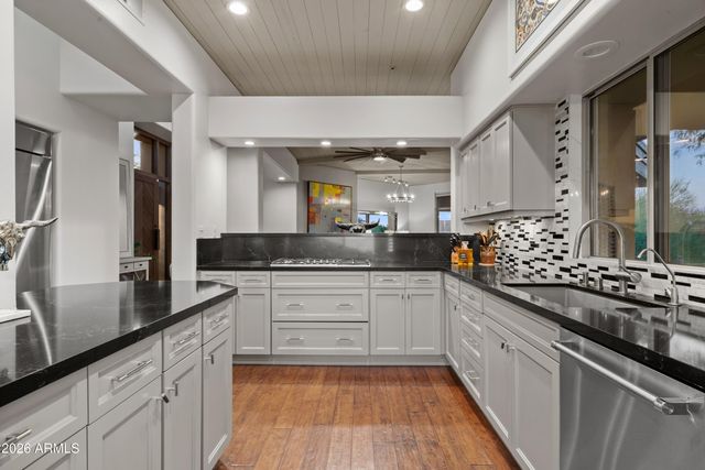 10734 E TAMARISK Way, Scottsdale, AZ 85262