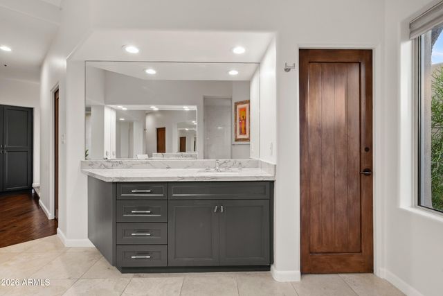 10734 E TAMARISK Way, Scottsdale, AZ 85262