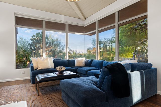 10734 E TAMARISK Way, Scottsdale, AZ 85262