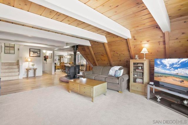 9018 Vernal Ln, Descanso, CA 91916