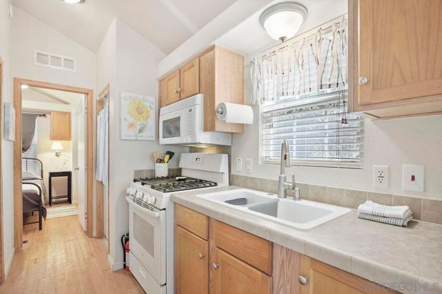 9018 Vernal Ln, Descanso, CA 91916