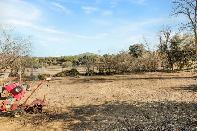 9018 Vernal Ln, Descanso, CA 91916