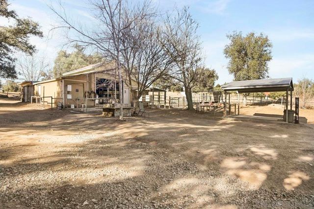 9018 Vernal Ln, Descanso, CA 91916