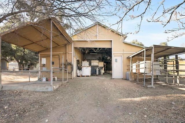 9018 Vernal Ln, Descanso, CA 91916