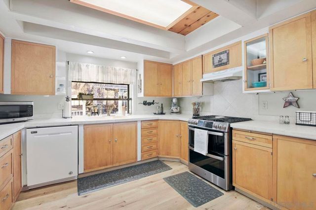 9018 Vernal Ln, Descanso, CA 91916