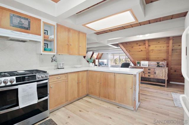 9018 Vernal Ln, Descanso, CA 91916