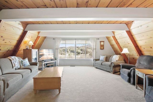 9018 Vernal Ln, Descanso, CA 91916